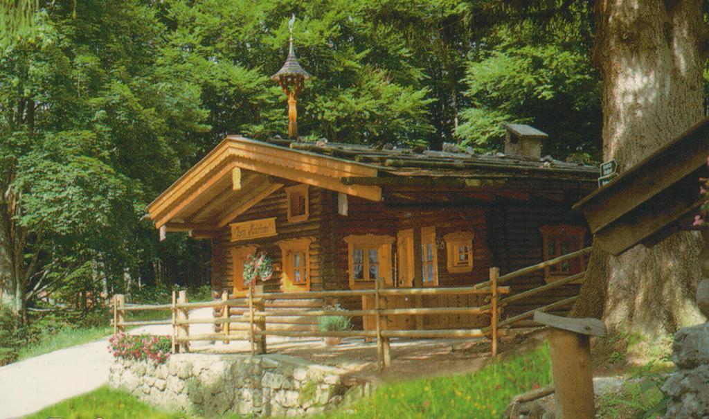 Almbruennerl Die Almhuette Auf Der Raffner Alm Ruhpolding Pokoj fotografie