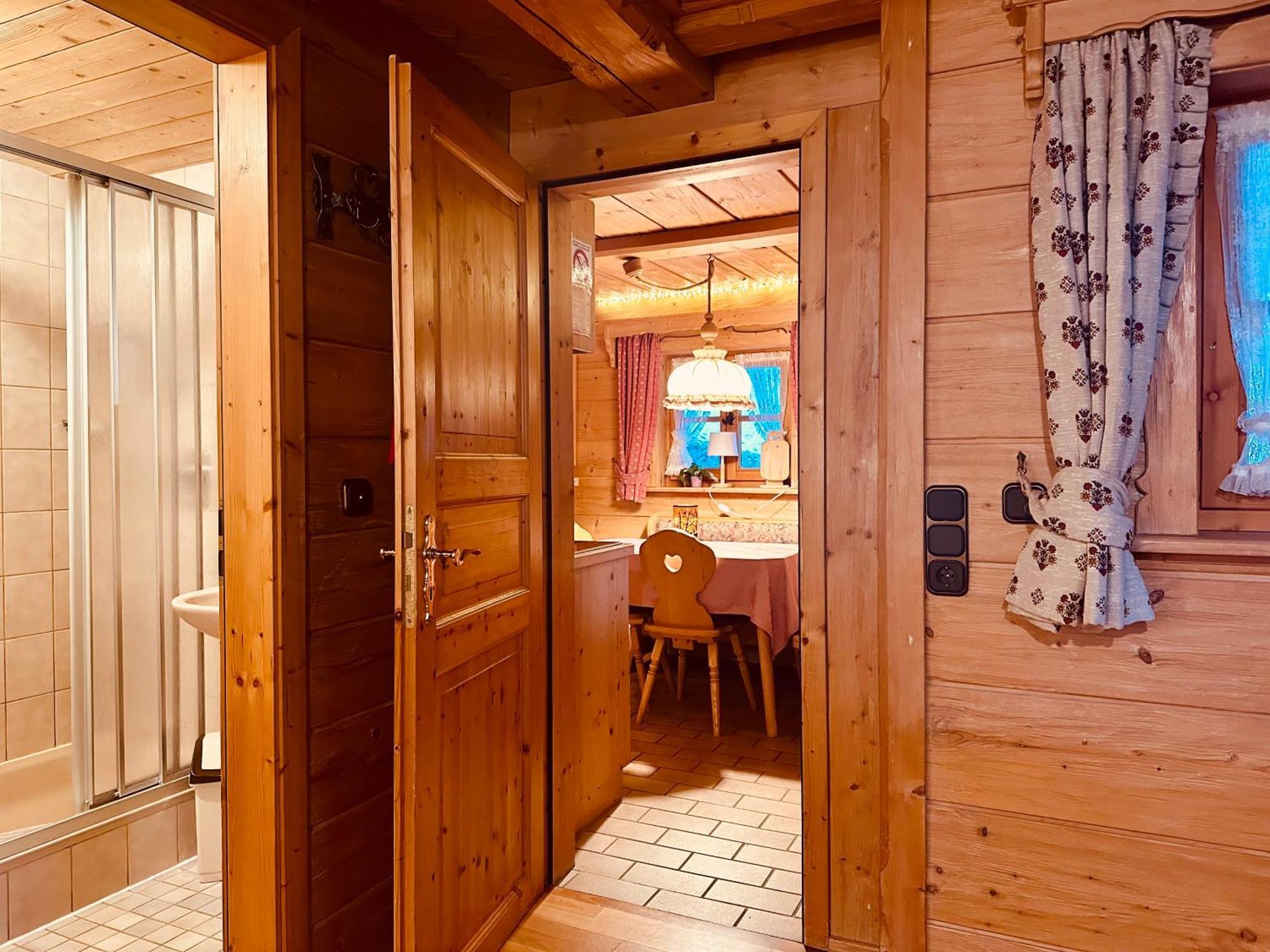 Almbruennerl Die Almhuette Auf Der Raffner Alm Ruhpolding Exteriér fotografie