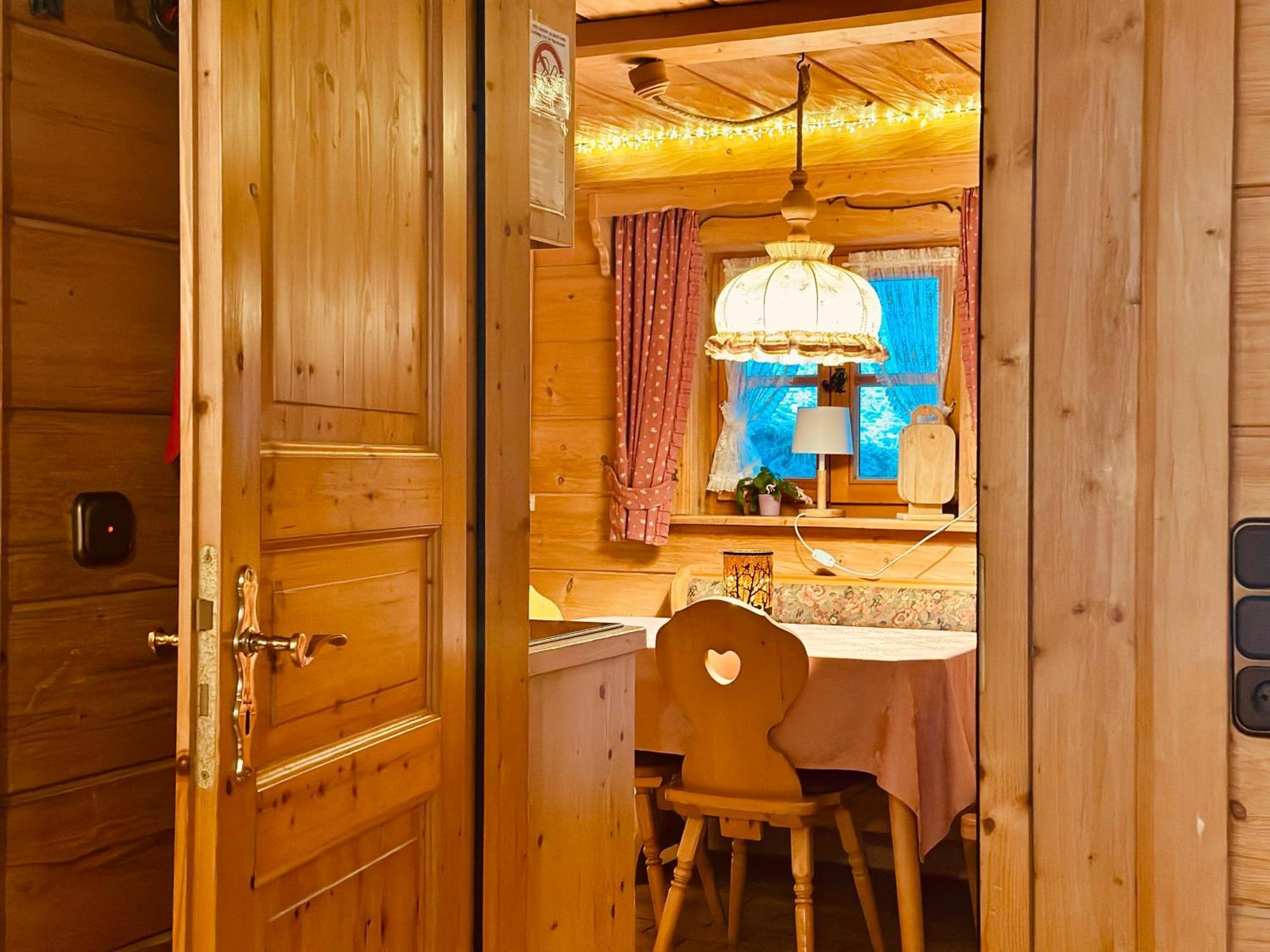 Almbruennerl Die Almhuette Auf Der Raffner Alm Ruhpolding Exteriér fotografie