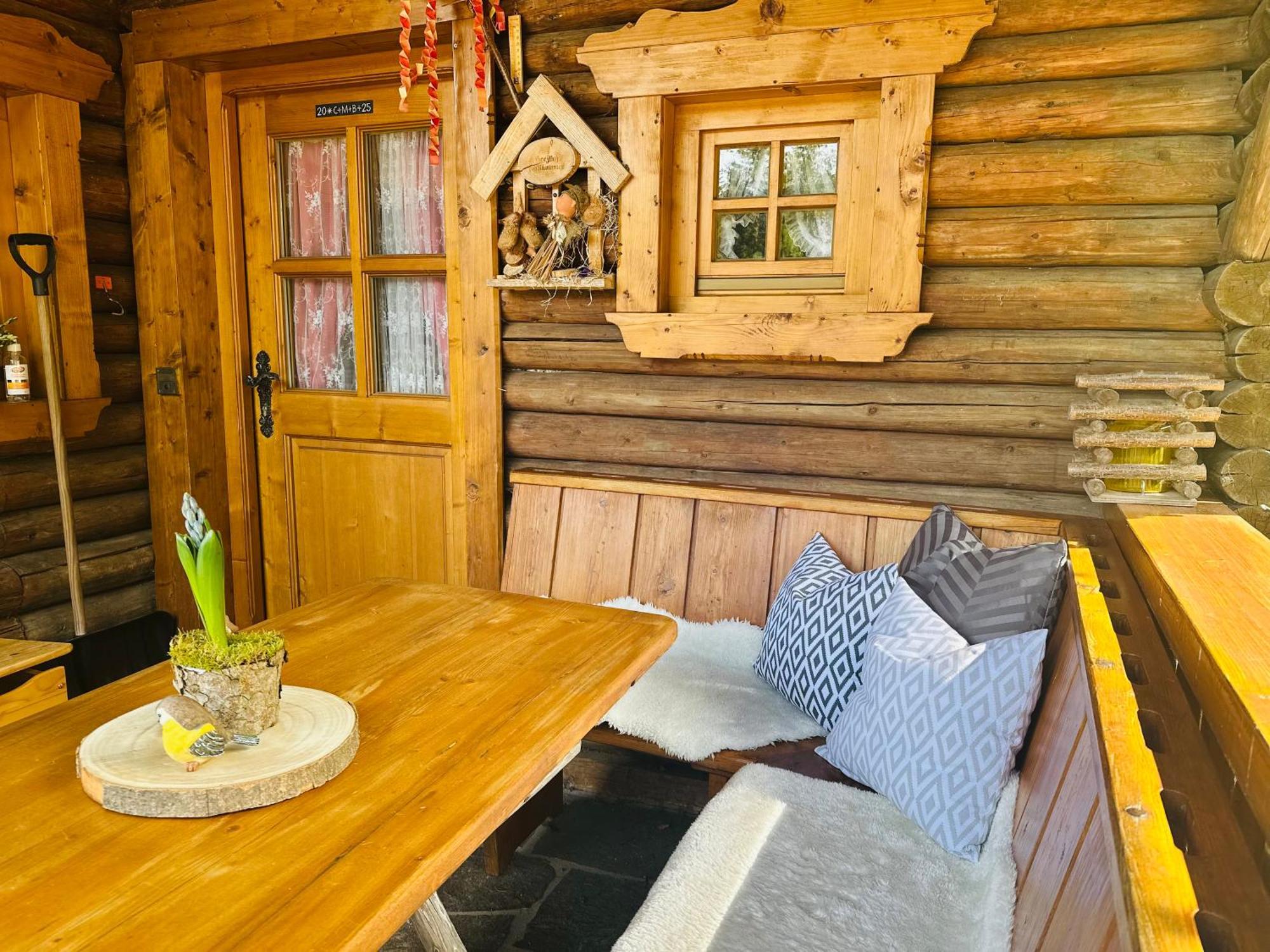 Almbruennerl Die Almhuette Auf Der Raffner Alm Ruhpolding Exteriér fotografie