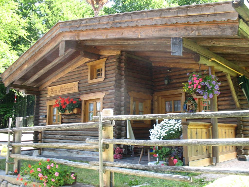 Almbruennerl Die Almhuette Auf Der Raffner Alm Ruhpolding Pokoj fotografie